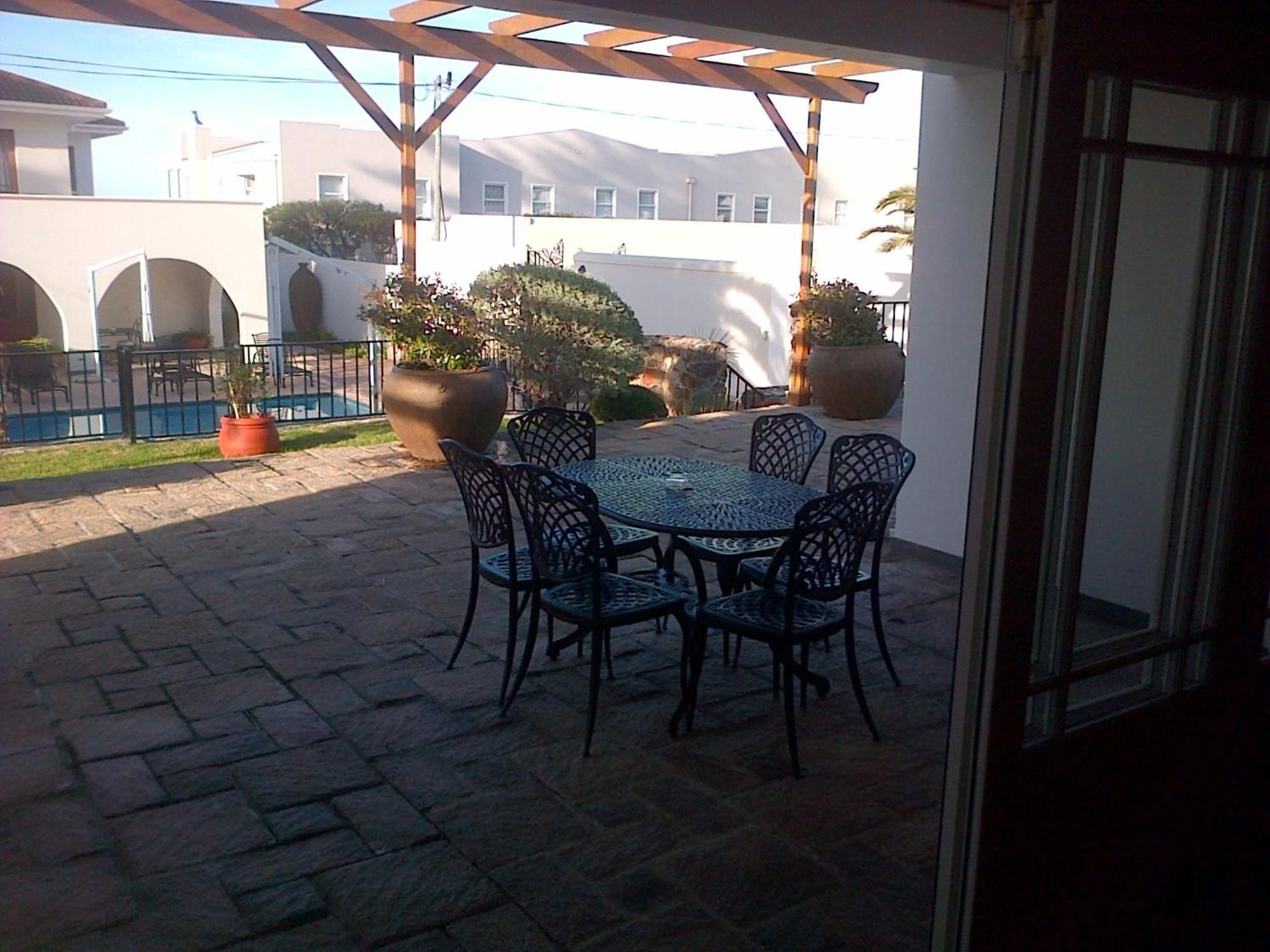 Nautilus Guest House Hermanus Εξωτερικό φωτογραφία