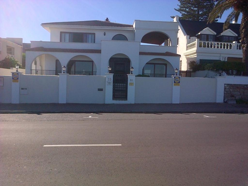 Nautilus Guest House Hermanus Εξωτερικό φωτογραφία